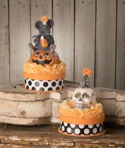 Bethany Lowe New! Scaredy Mouse On Box