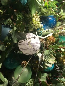 Winward Jim Marvin White & Grey Marble Glass Ball Ornaments New!