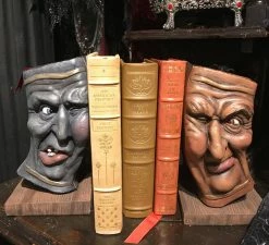 Katherine's Collection Dead And Breakfast Bookends