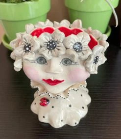 Teyros New! Lady Head Art Pottery Container, Daisy Ruff 2