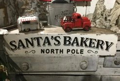 TheHolidayBarn.com Christmas Santa's Bakery North Pole Metal Sign