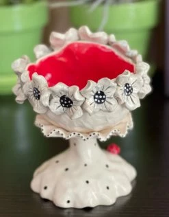 Teyros Lady Head Art Pottery Container, Daisy Ruff