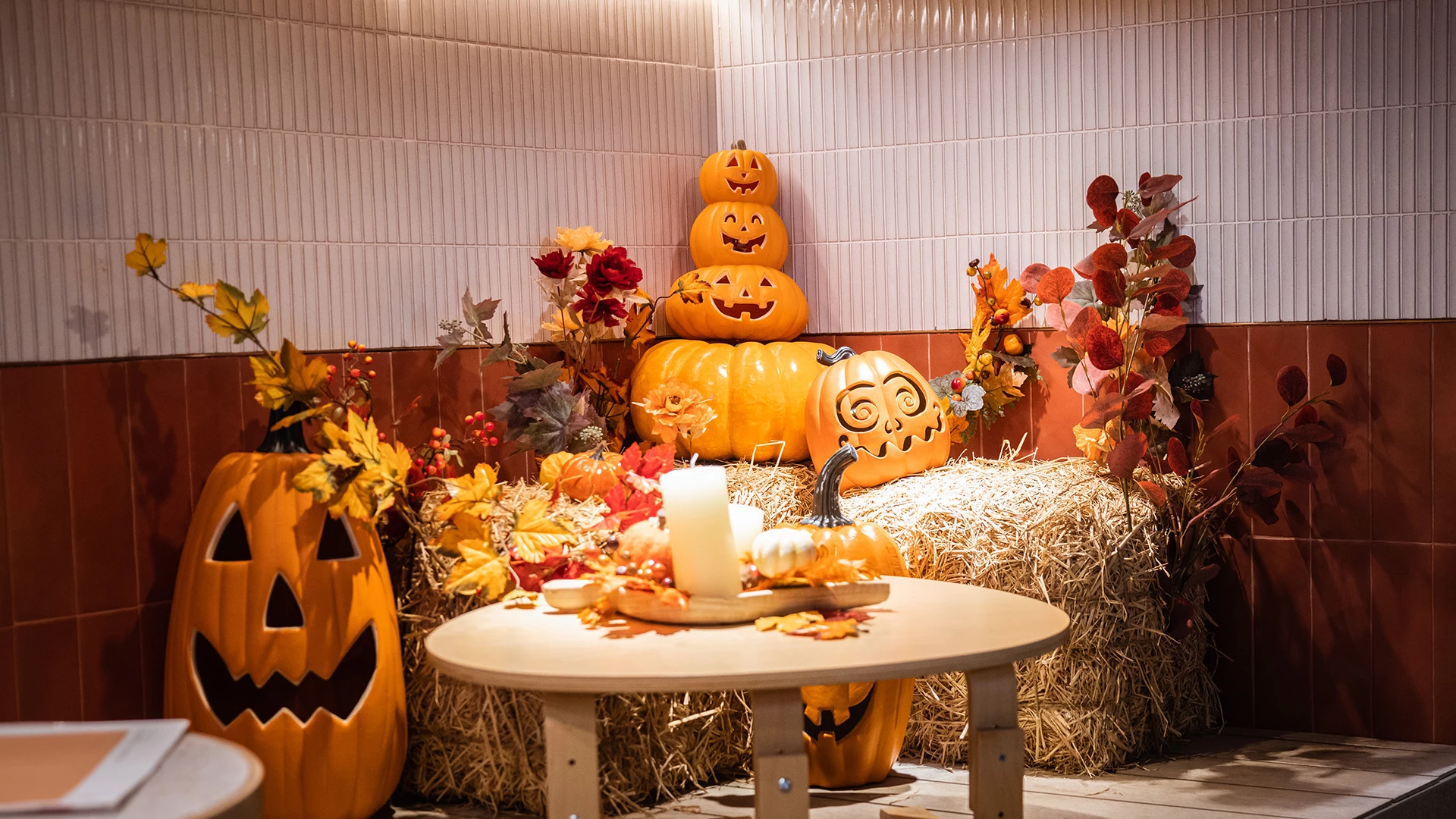 TheHolidayBarn Sales Shop 10 TheHolidayBarn Sales Shop -THE HOLIDAY BARN Sales trick or treat 1920x1080 1